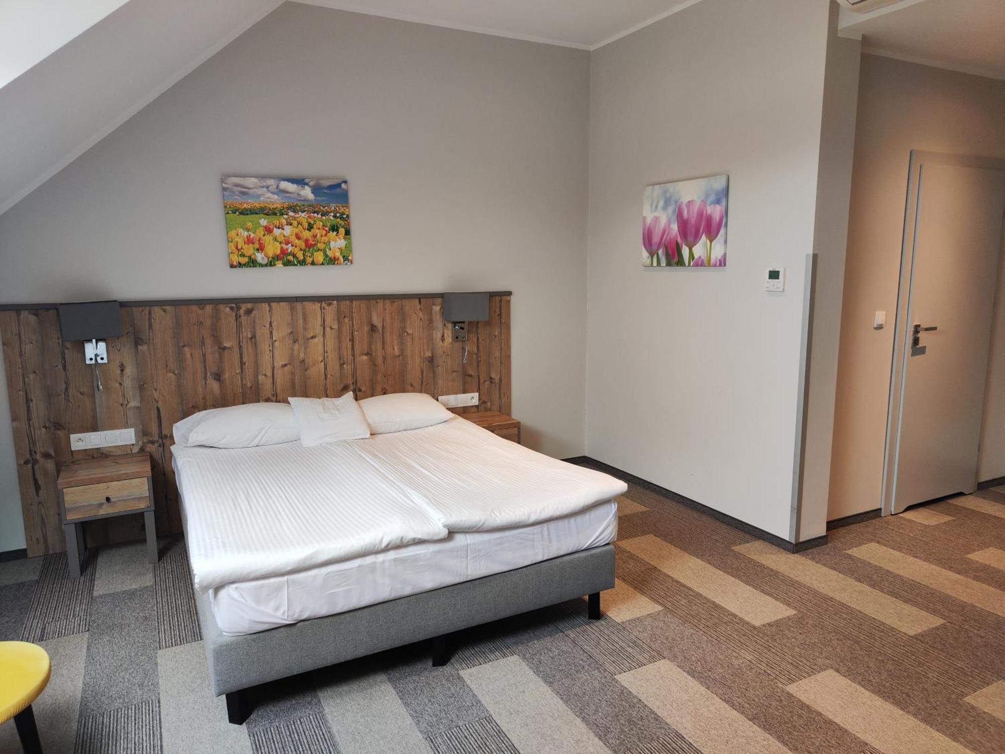 Hotel Nowa Holandia Елблаг Стая снимка
